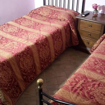 Villa Tre Colli Agri B&B 아리아노이르피노 외부 사진