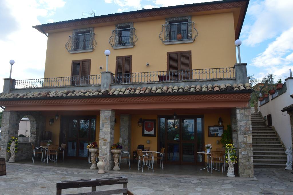 Villa Tre Colli Agri B&B 아리아노이르피노 외부 사진
