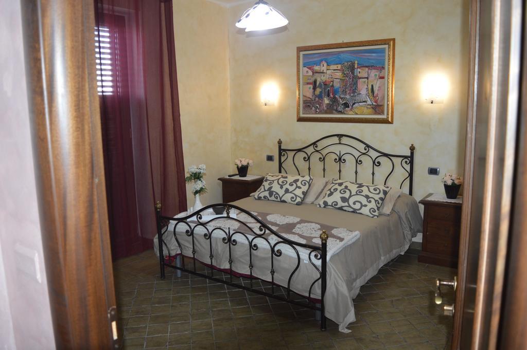 Villa Tre Colli Agri B&B 아리아노이르피노 외부 사진
