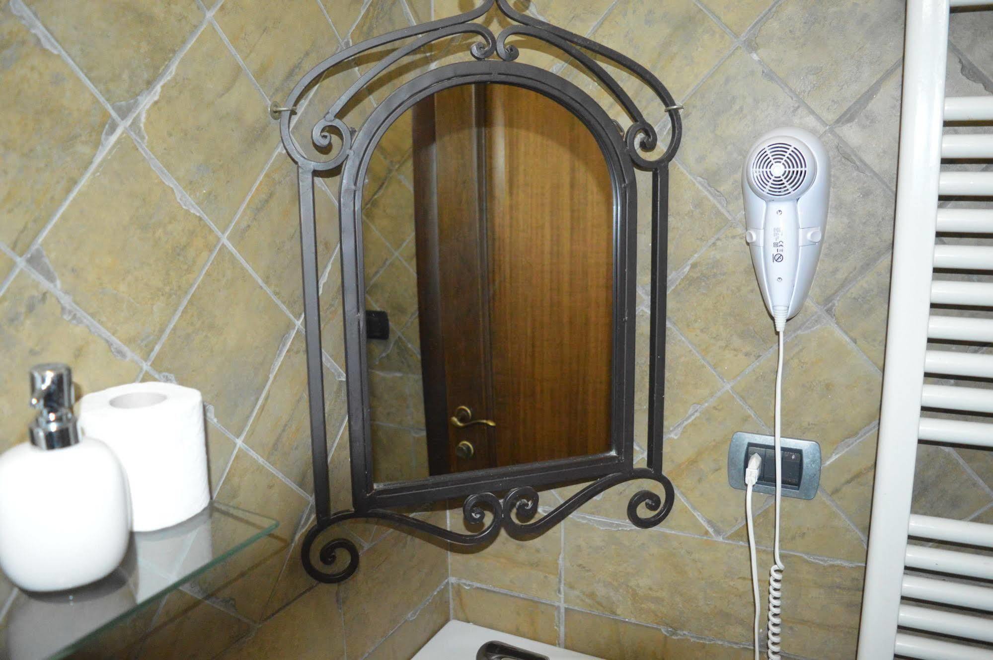 Villa Tre Colli Agri B&B 아리아노이르피노 외부 사진