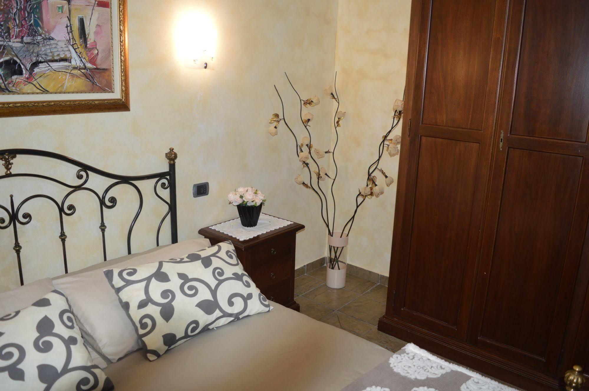 Villa Tre Colli Agri B&B 아리아노이르피노 외부 사진