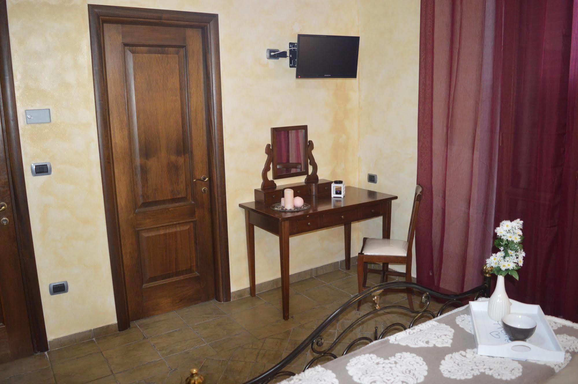 Villa Tre Colli Agri B&B 아리아노이르피노 외부 사진